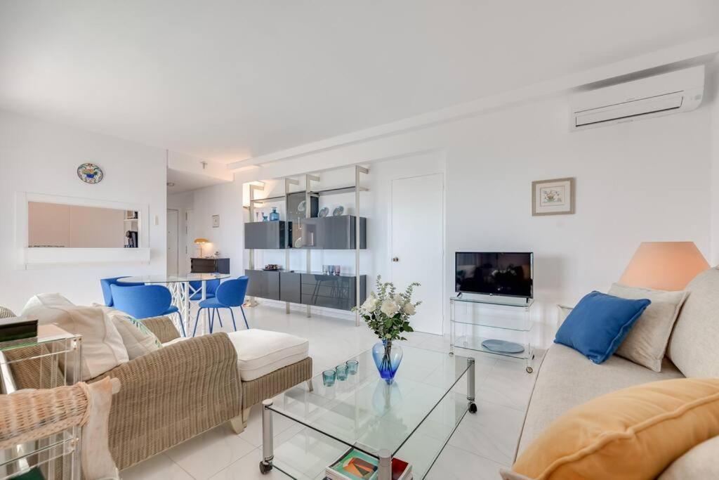Charming Apartment With Sea Views Марбелья Экстерьер фото